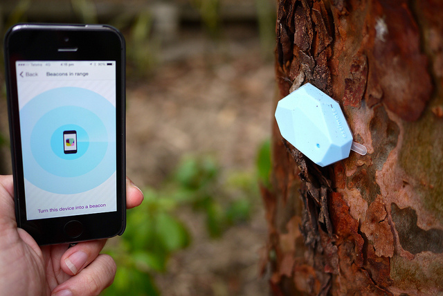 iBeacon