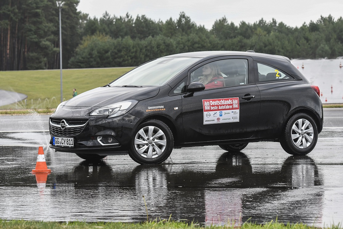 Avtomobil texpasportini almashtirish. Нужна ли машина в 2024. W16 bugatti. Mercedes-benz vision eqxx. Нужна ли машина в 2024.