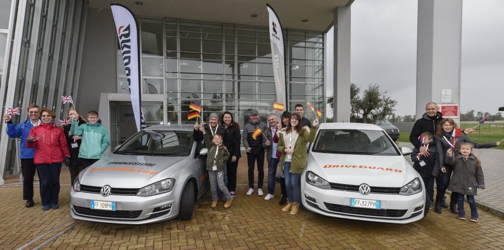 Vier Familien, vier Nationen beim Bridgestone Safety Workshops in Italien