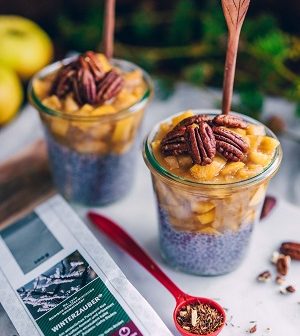 Chia-Pudding mit Weihnachtstee