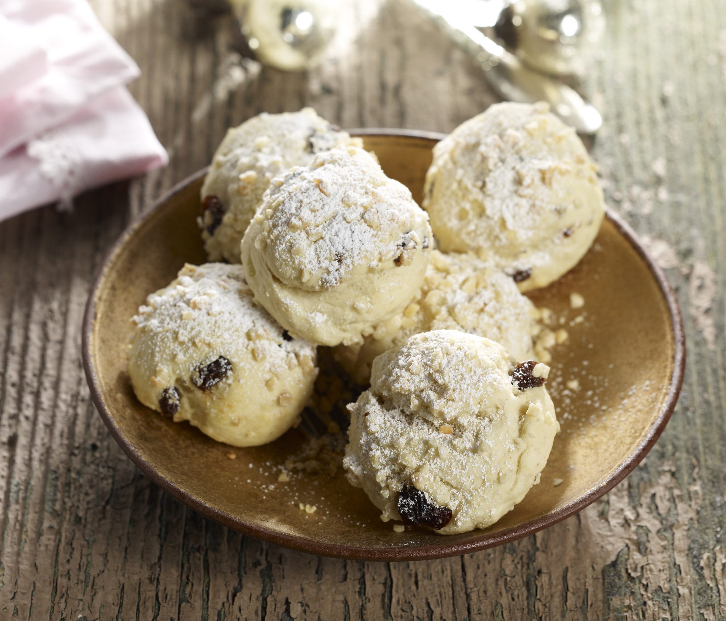 Selbstgemachte Stollenkugeln