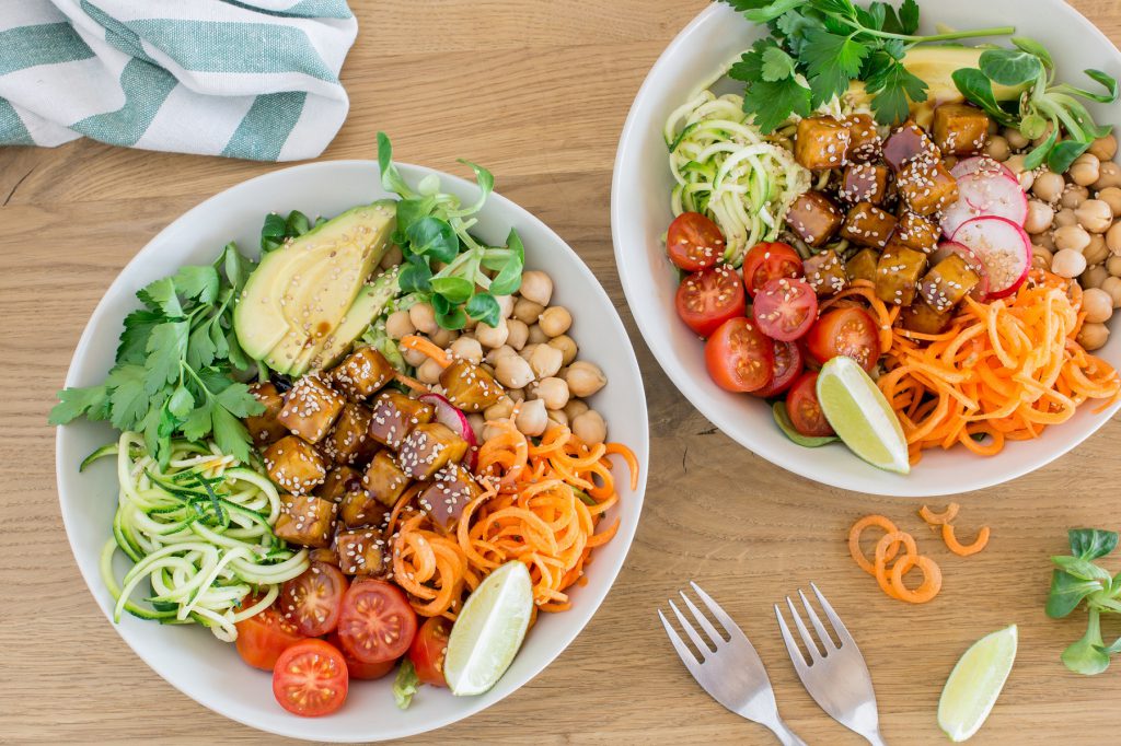 Gesund und lecker: die Teriyaki-Tofu-Bowl