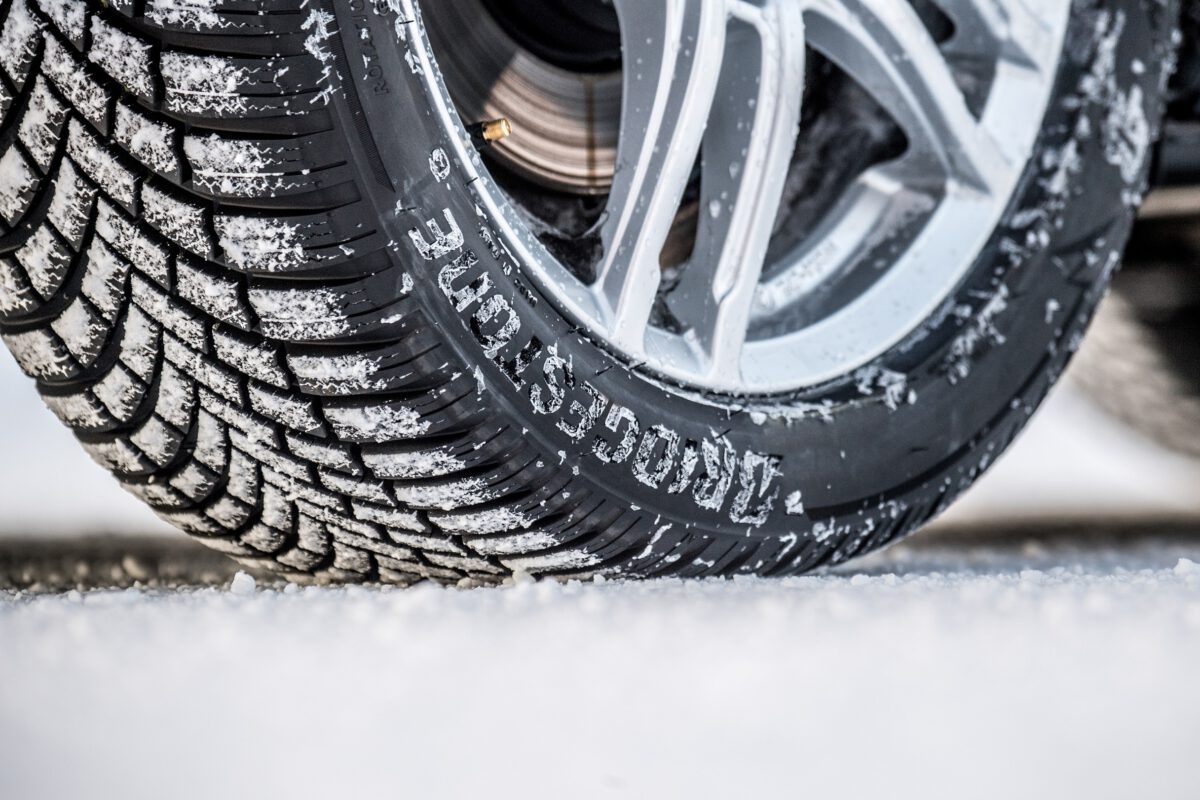 Bridgestone ist ADAC-Winterreifen-Testsieger 2020