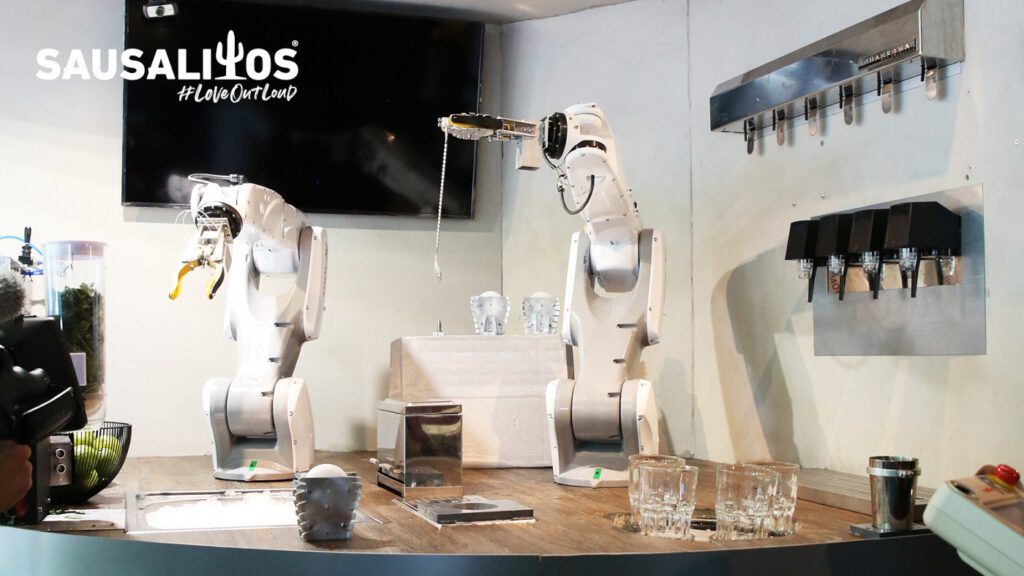 Die erste Roboter-Bar Deutschlands