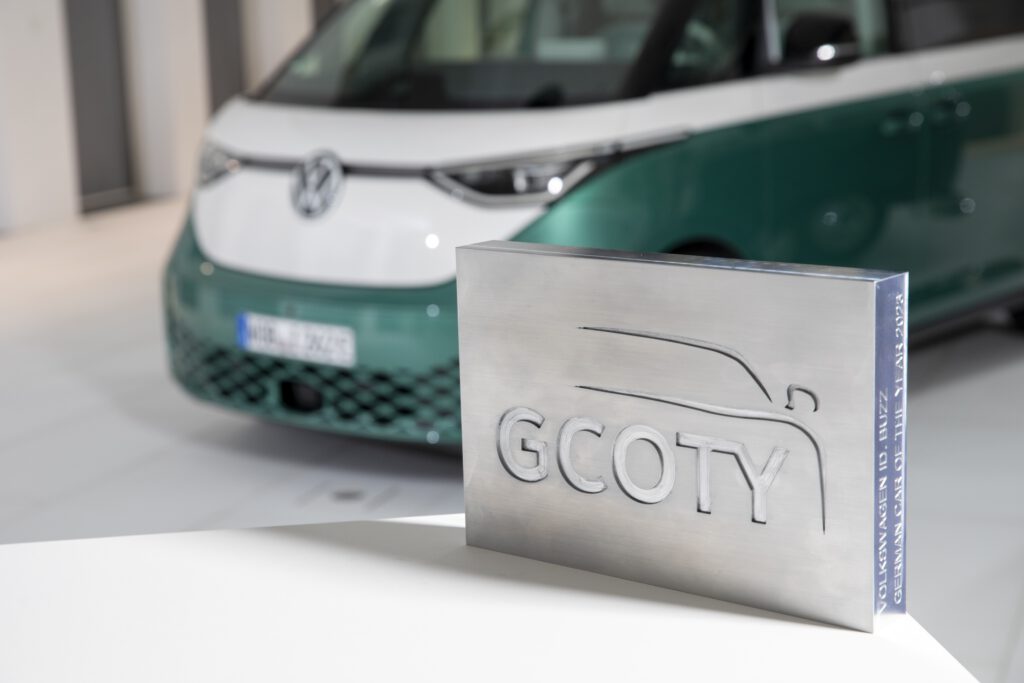 Experten-Jury wählt Volkswagen ID. Buzz zum Auto des Jahres