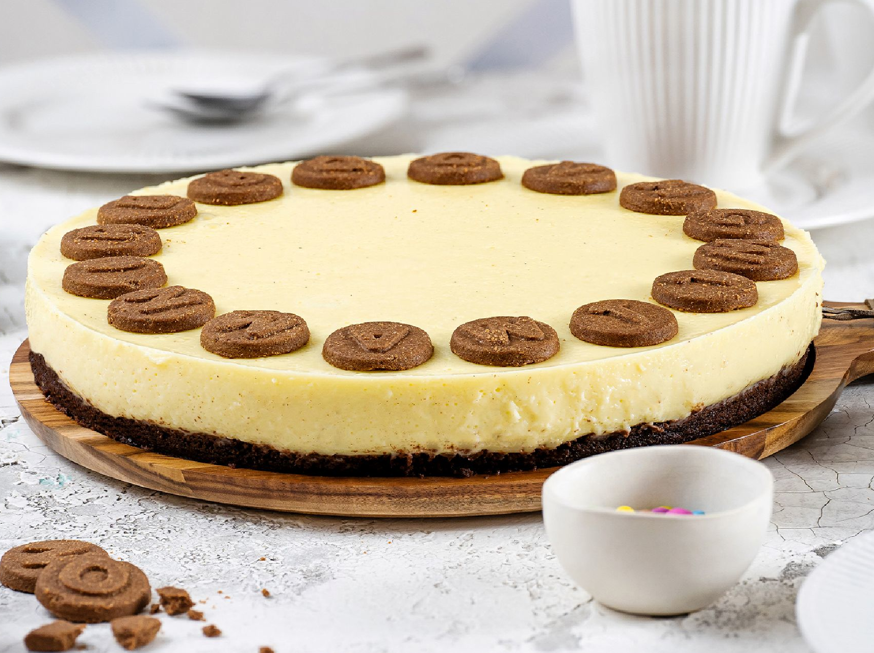 Liebevolles zu Ostern – personalisierter Vanillepudding-Kuchen empfängt Familie und Freunde