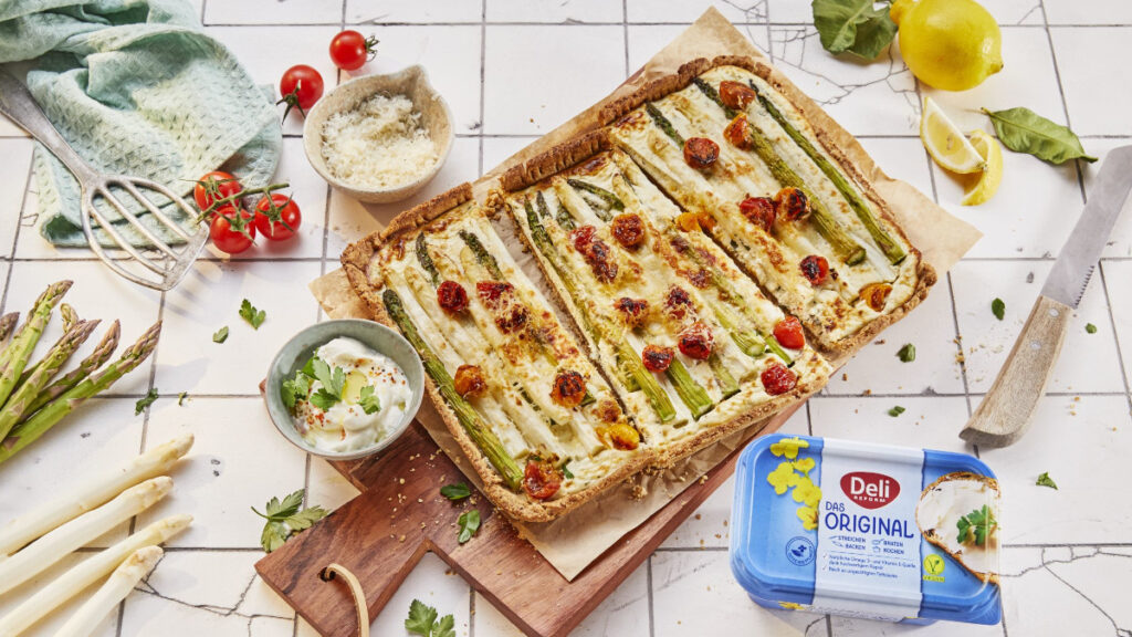 Deli Reform_Spargel-Tarte mit Kirschtomaten und Zitronencreme